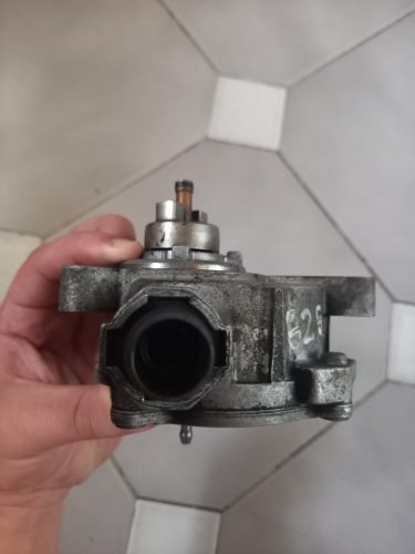 Volvo XC70, XC90 vákuumpumpa 31375106