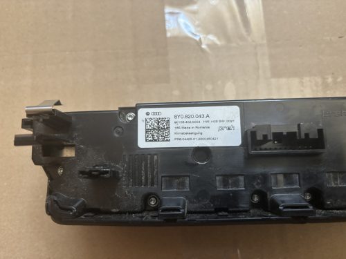 Audi S3 A3 8Y klíma fűtés panel 8Y0820043A