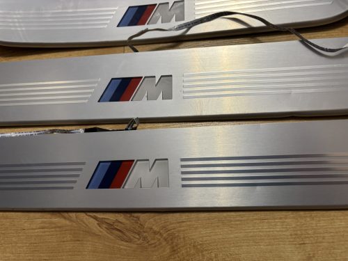 BMW 7 G11 M-Packet belső küszöb szett 8061044 8061043
