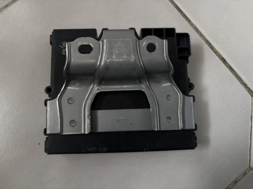 Toyota Corolla E210 telematika modul 8674012040