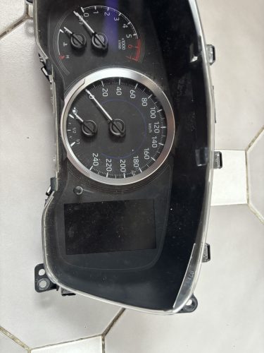 Toyota Corolla E210 km óracsoport 83800-FE180