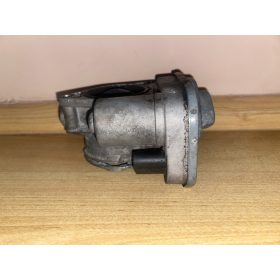 VW Touran I Golf V fojtószelep 038128063M