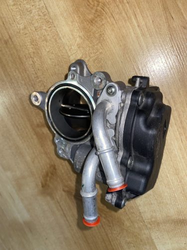Dacia Sandero fojtószelep gyári új 161204132R
