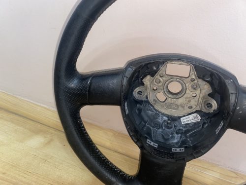 Audi A4 B7 kormány 8P0419091BJ