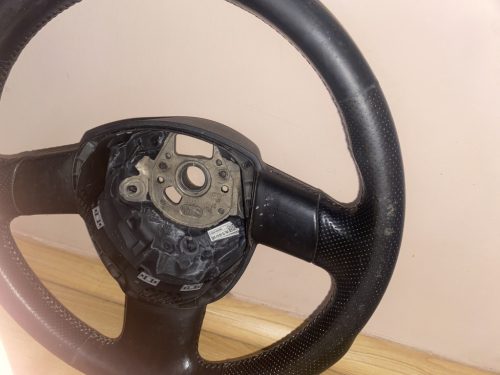 Audi A4 B7 kormány 8P0419091BJ