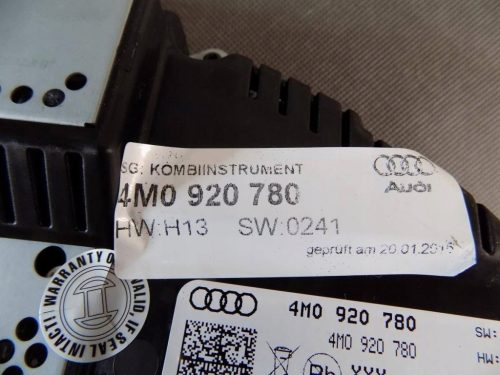 Audi Q7 4M km óracsoport 4M0920780