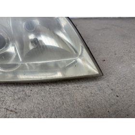 Audi A6 C5 jobb oldali halogén fényszóró, lámpa