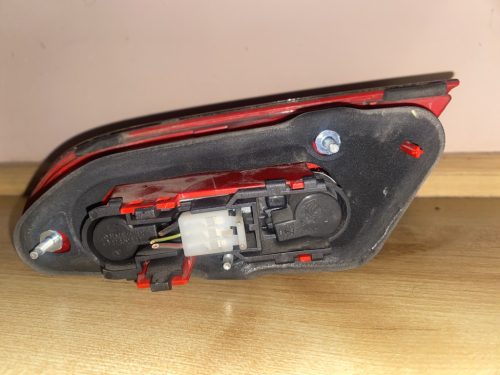 Alfa Romeo 159 bal hátsó belső lámpa 50504822