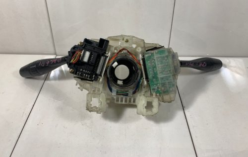 Mitsubishi Pajero III Kormánykapcsoló 17B153