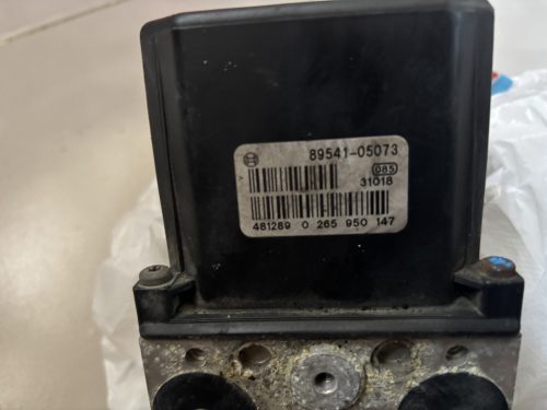 Toyota Avensis T25 ABS kocka 0265225319