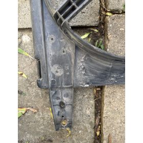 Alfa Romeo 156 TS hűtőventilátor keret 8240159