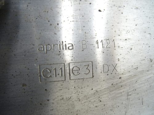 Aprilia ETV 1000 jobb oldali kipufogó dob