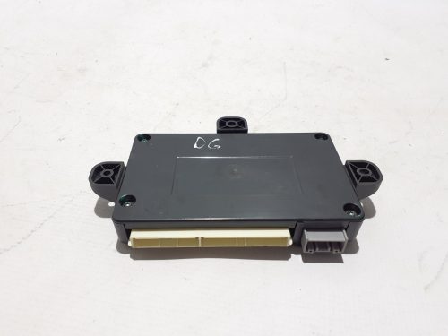 Tesla Model X Hátsó ajtó vezérlő modul 104549010F