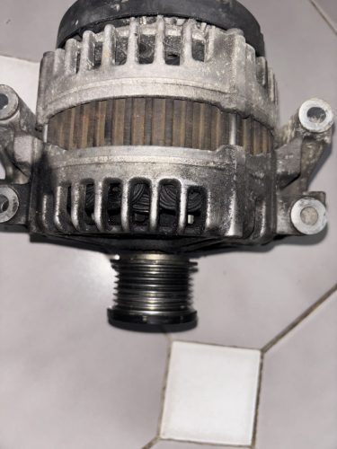 Mercedes-Benz CLS 3.0 CDI generátor A0131547002