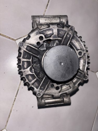 Mercedes-Benz CLS 3.0 CDI generátor A0131547002