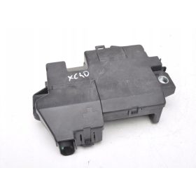   Volvo XC40 II pozitív akku saru, biztosítéktábla 32200334