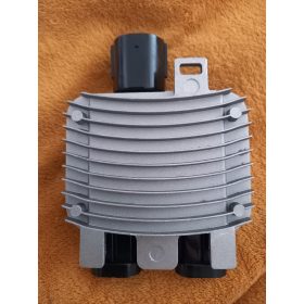   Volvo S60, V60, XC60 hűtőventilátor vezérlő modul 31305106