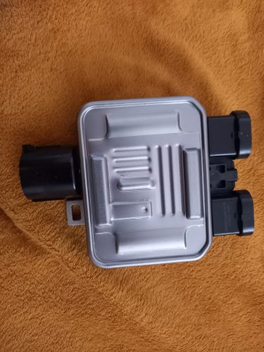 Volvo S60, V60, XC60 hűtőventilátor vezérlő modul 31305106