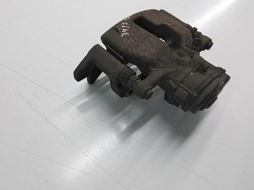 Audi Q5 Jobb hátsó féknyereg 8K0615404B