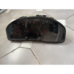 Audi A6 C5 1.9 TDI km óracsoport 4B0919860E