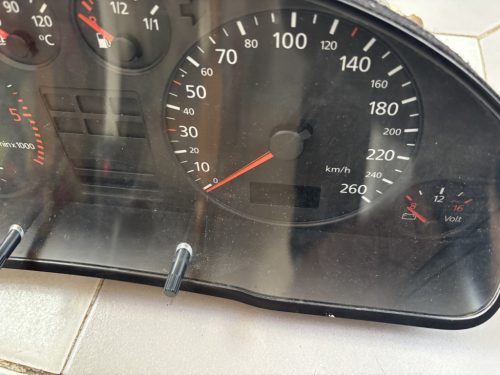 Audi A6 C5 1.9 TDI km óracsoport 4B0919860E