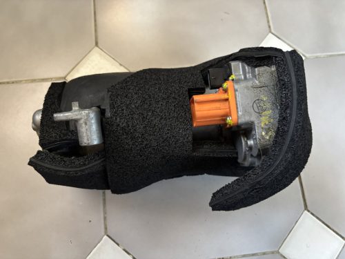 Tesla Model 3 klímakompresszor 1501256-00-J