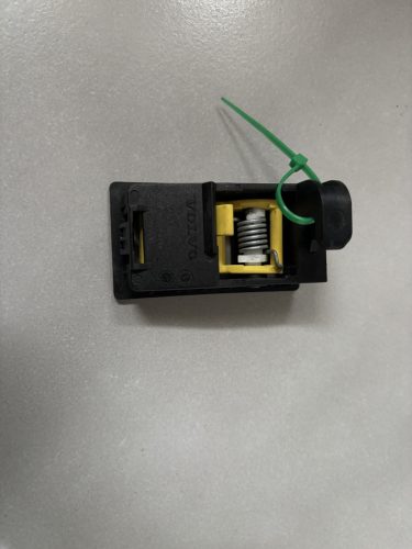 Volvo XC60, V60 motorháztető nyitó kar 31457172