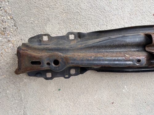 Jaguar XE, XF hátsó lökhárító merevítő GX7317B892AB