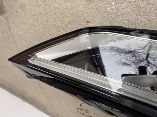 Audi e-Tron jobb oldali fényszóró 4KE941040 