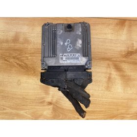 Volkswagen Passat B8 motorvezérlő elektronika 04L907309R