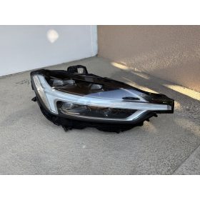 Volvo XC60 jobb első fényszóró 31420412