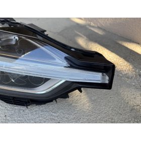 Volvo XC60 jobb első fényszóró 31420412