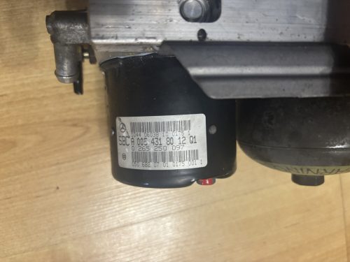 Mercedes-Benz E-osztály W211 ABS/SBC pumpa A0054318012