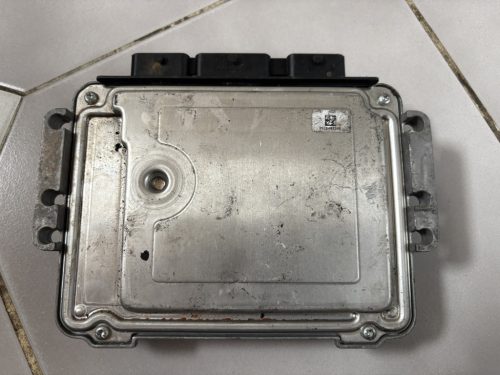 Peugeot 207 308 Citroen C3 C4 1.6 HDI ECU 0281013872 9664843780