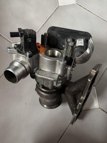Nissan Qashqai J11 Dacia Duster 1.3 TCE turbó 144106434R A2820900280