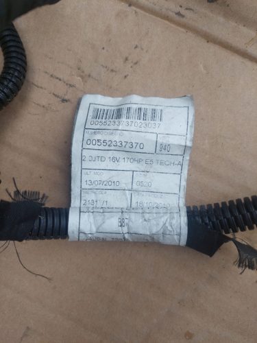 Alfa Romeo Giulietta 2.0 JTDm motortéri kábelköteg 552337370