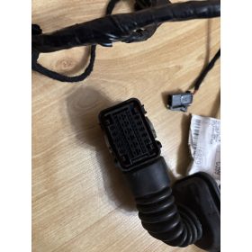 Maserati Ghibli bal hátsó ajtó kábelköteg 06700086060