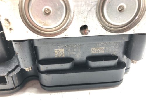 Toyota Auris, Avensis T270 ABS kocka 0265956309