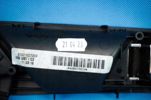 Audi A8 S8 4H bal hátsó belső kilincs 4H0839019