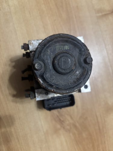 Kia Carens III ABS kocka 58920-1D100