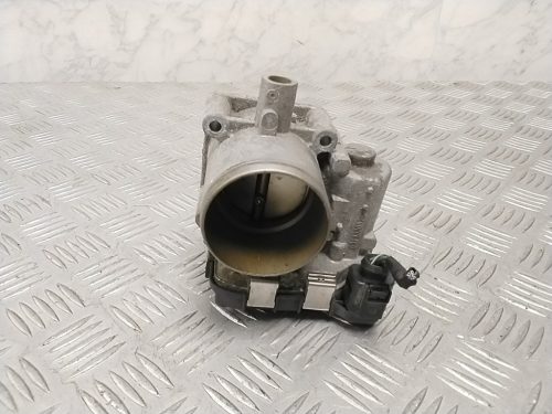 Volkswagen Passat B8 Fojtószelep 03F133062C