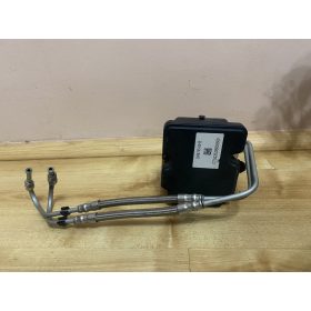 Tesla Model 3 ABS kocka 104474500B