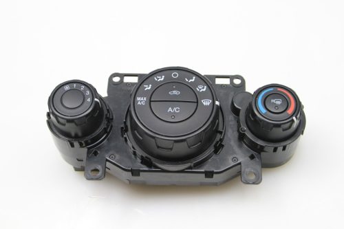 Ford EcoSport Klímapanel, fűtéskapcsoló CN1519980ED