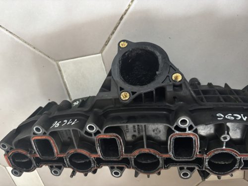 Volkswagen Passat B6, Scirocco szívósor 03L129711AG, 03L129086