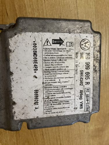 Skoda Octavia II Légzsákvezérlő elektronika 1K0909605R