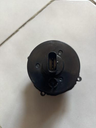 Tesla Model 3, Model Y elektromos vízpumpa 1619322-00-D
