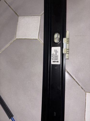 Volkswagen Touran III jobb első elektromos ablakemelő 5TA837462A