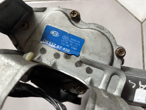 Kia Carnival, Sedona hátsó ablaktörlő motor 0K53Z67450 035111410