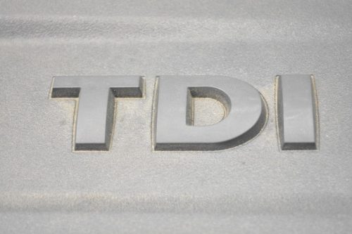 Skoda Superb Motorburkolat 03L103925BK