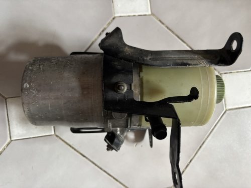 Seat Ibiza III, Skoda Fabia, VW Polo szervószivattyú 6Q0423156AB